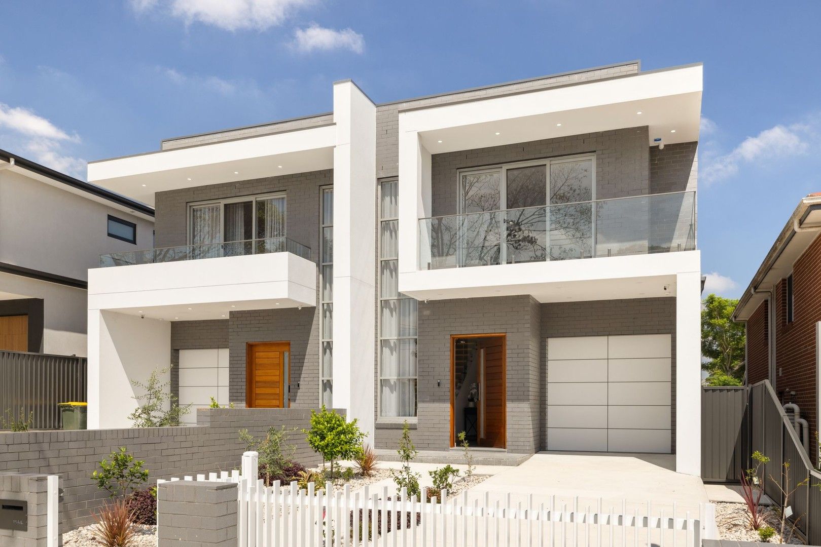 5 bedrooms House in 181 Harrow Road BERALA NSW, 2141