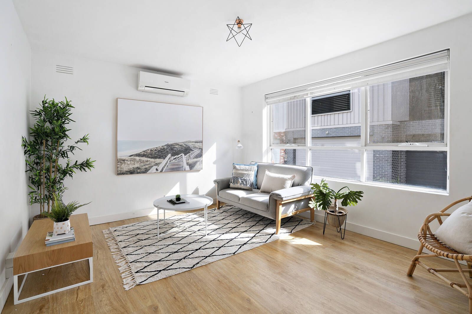 1 bedrooms Apartment / Unit / Flat in 8/1 Dalgety Street ST KILDA VIC, 3182
