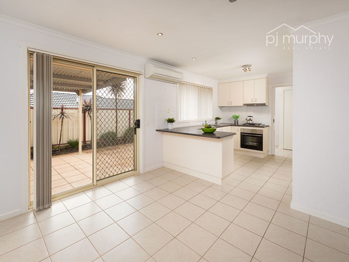 16/674 Hodge Street, Glenroy NSW 2640, Image 2