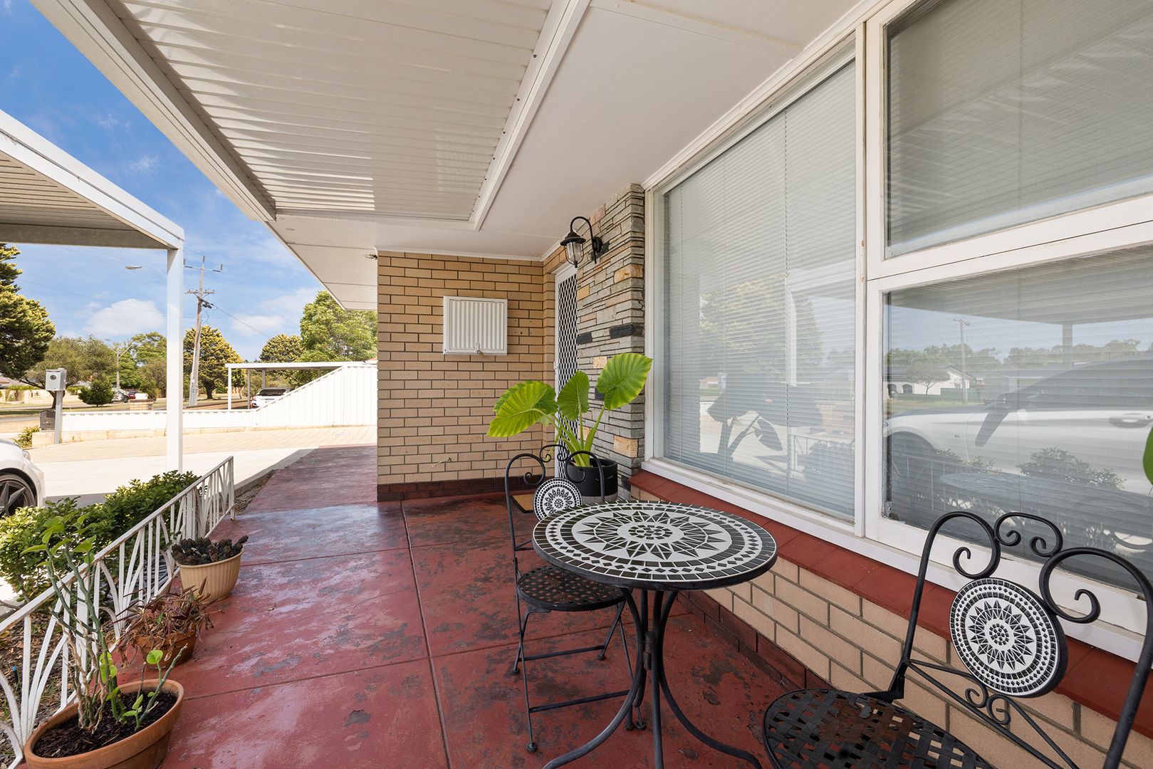 615 Morley Drive, Morley WA 6062 Domain