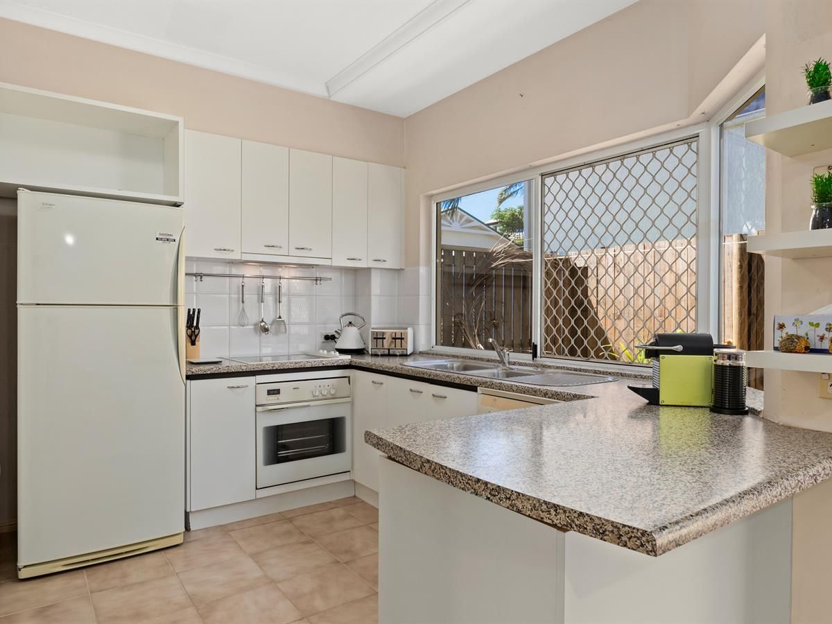 3/64 Charles Street, Manunda QLD 4870, Image 1