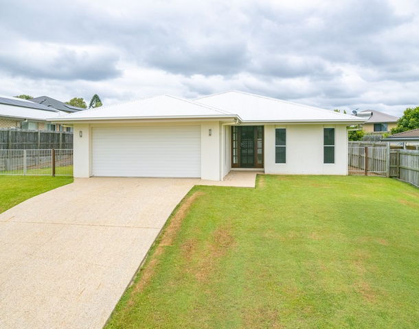 4 Chairmans Close, Jones Hill QLD 4570