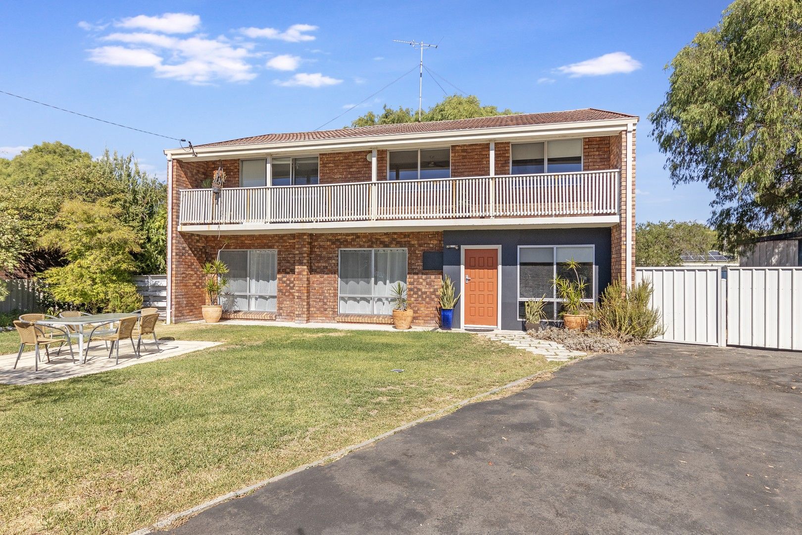 2 Phyllis Street, Broadwater WA 6280, Image 0