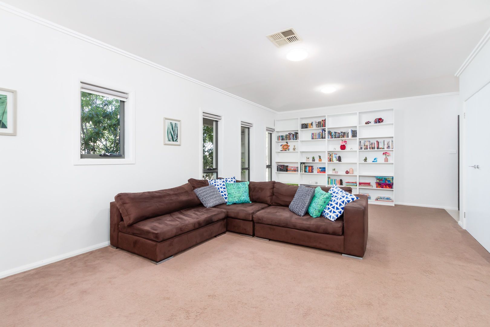 27 Islington Road, Stanhope Gardens NSW 2768, Image 2