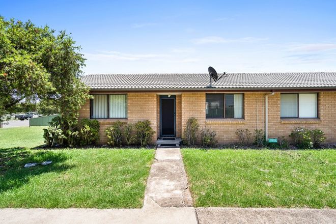 Picture of 1/16 Mount Street, SCONE NSW 2337