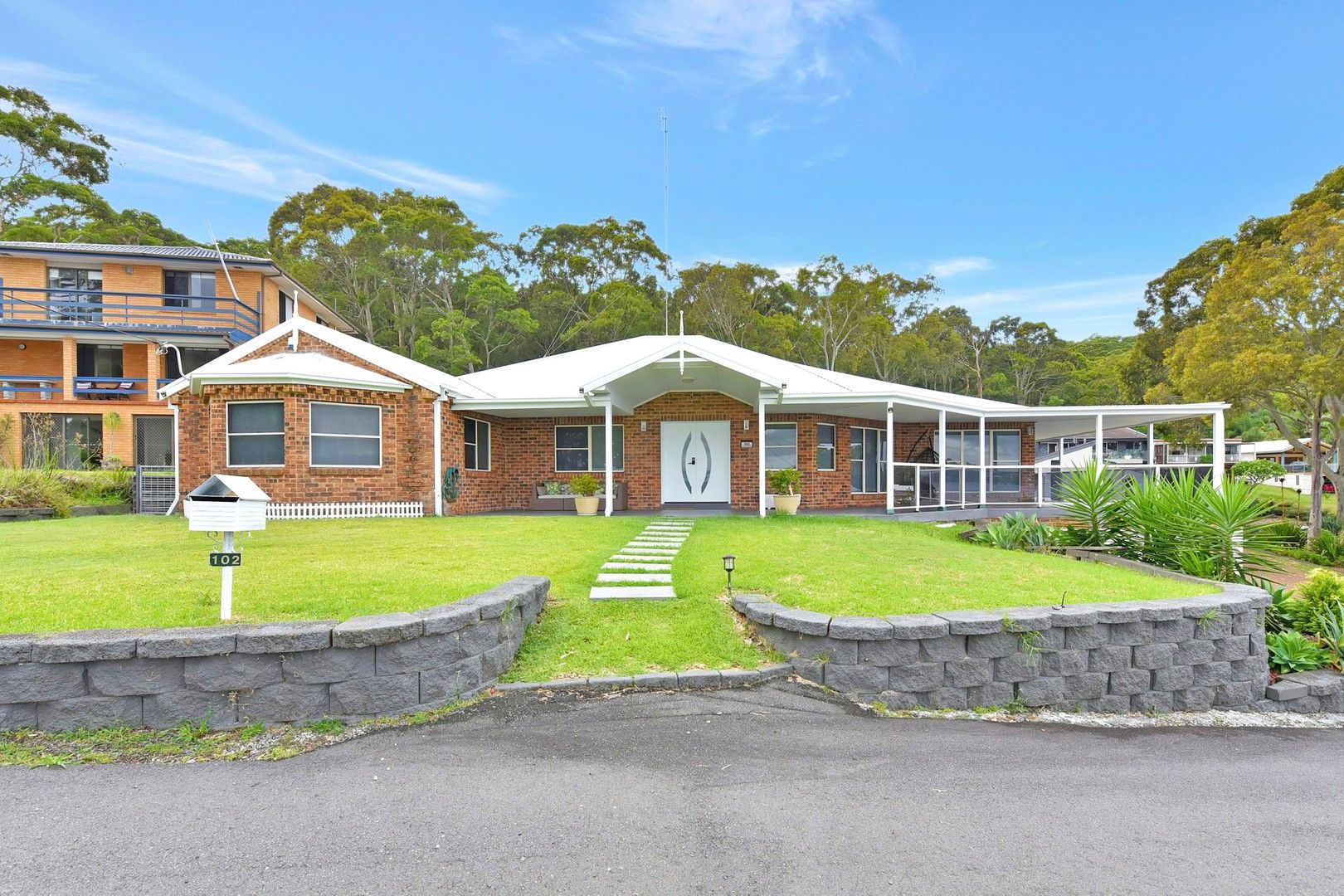 102 Coal Point Rd, Coal Point NSW 2283, Image 0