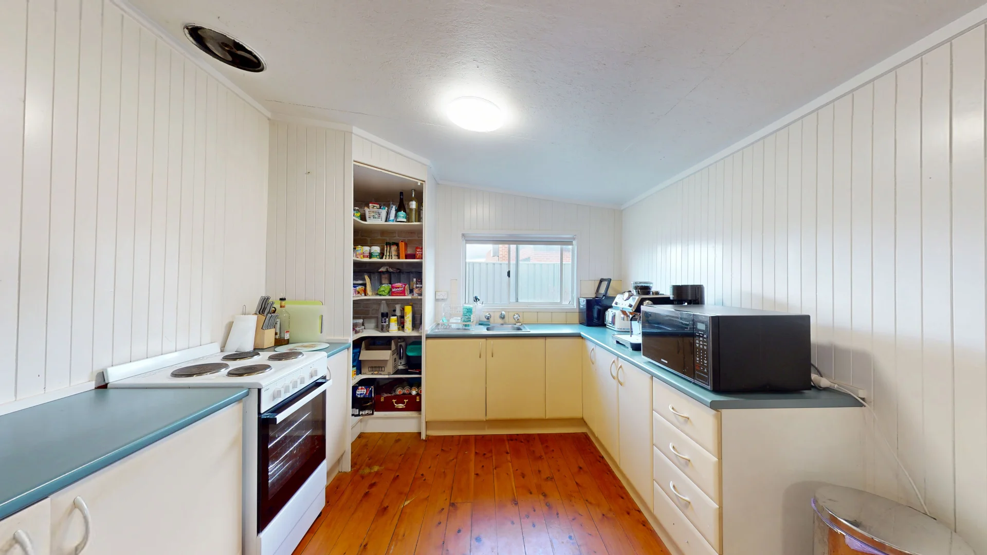 92 Hopetoun Rd, Rutherglen VIC 3685