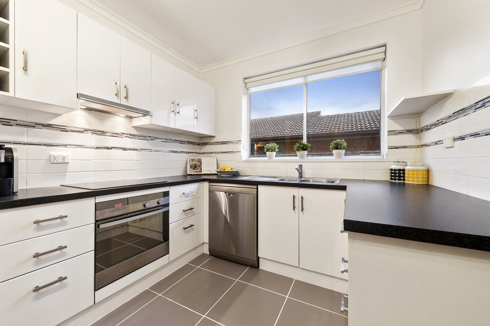 5/7-9 Oakleigh Street, Oakleigh East VIC 3166, Image 2