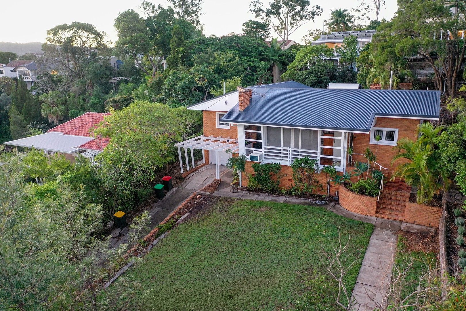 3 bedrooms House in 38 Highland Terrace ST LUCIA QLD, 4067