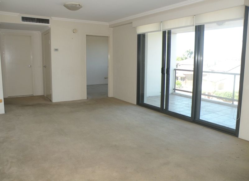 2 bedrooms Apartment / Unit / Flat in 113/323 Forest Road HURSTVILLE NSW, 2220