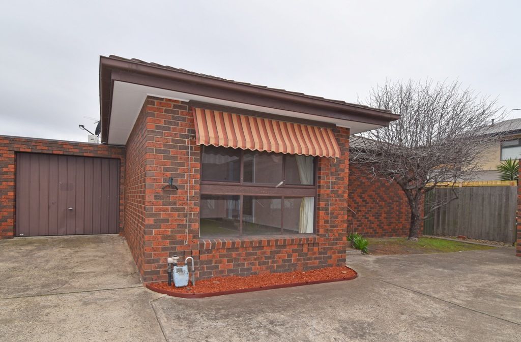 2 bedrooms Apartment / Unit / Flat in 3/736 Centre Road BENTLEIGH EAST VIC, 3165