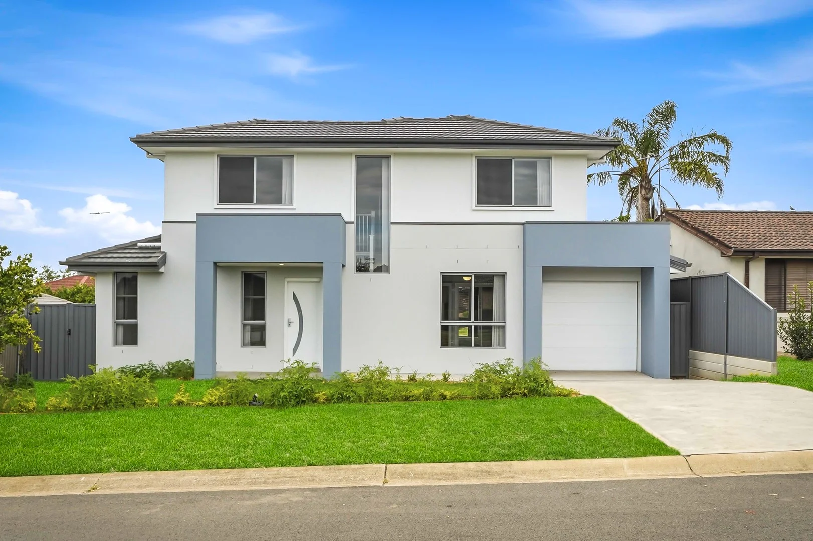 66b Shadlow Crescent, St Clair NSW 2759