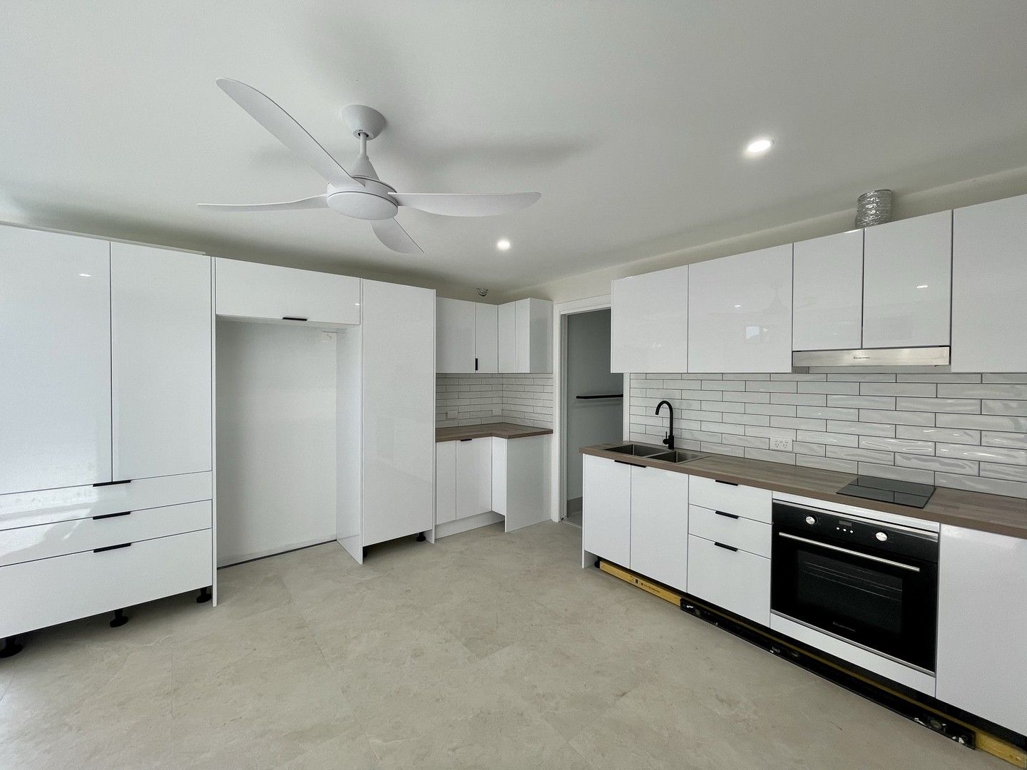 1 bedrooms Apartment / Unit / Flat in 76C Emora Avenue DAVISTOWN NSW, 2251