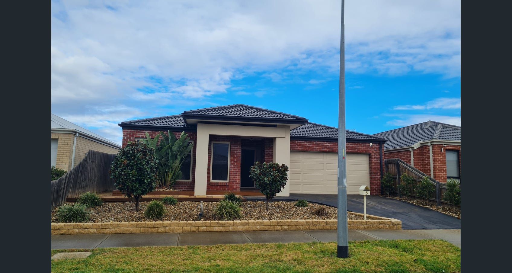 4 bedrooms House in 8 Zion Avenue TARNEIT VIC, 3029