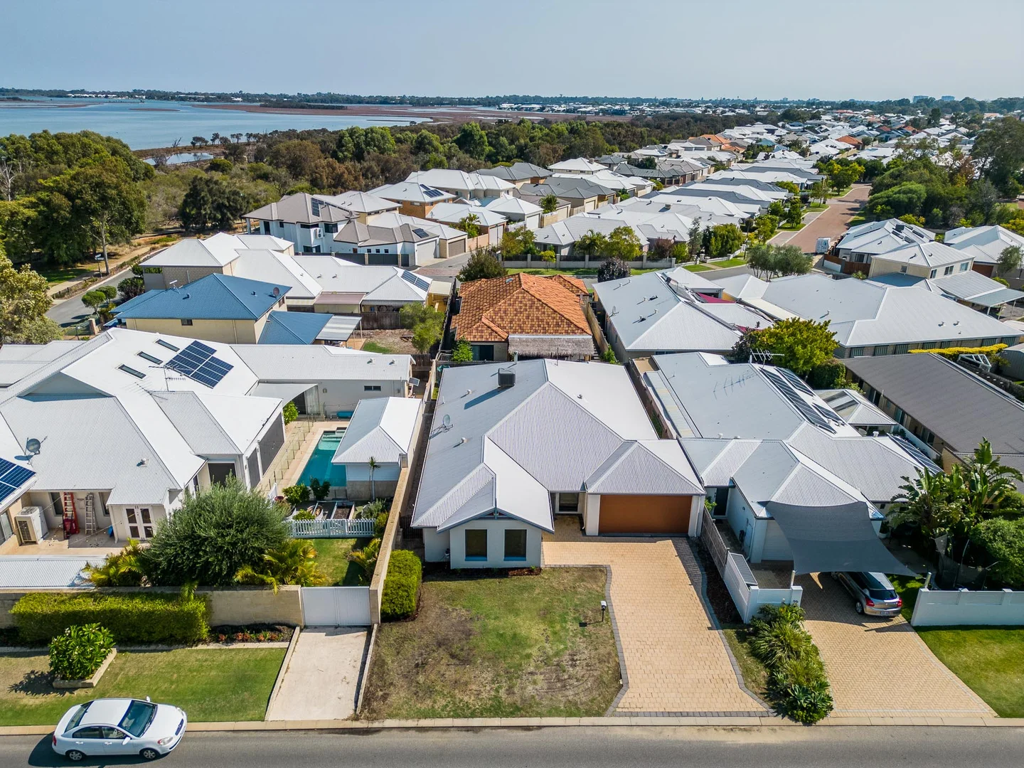 Additional image 3 of 98 Hudson Drive, Dudley Park WA 6210