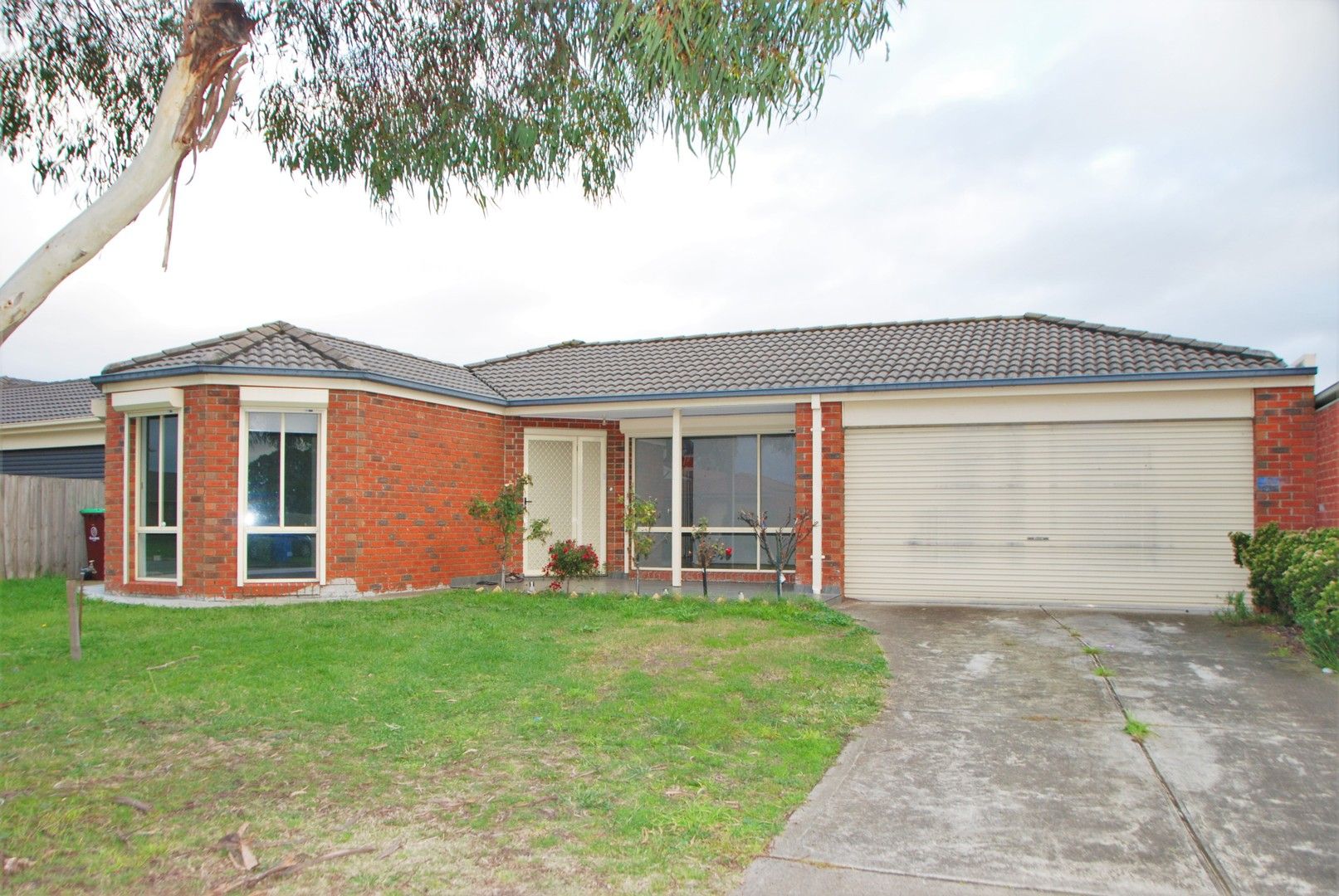 4 bedrooms House in 39 Strabane Way HAMPTON PARK VIC, 3976