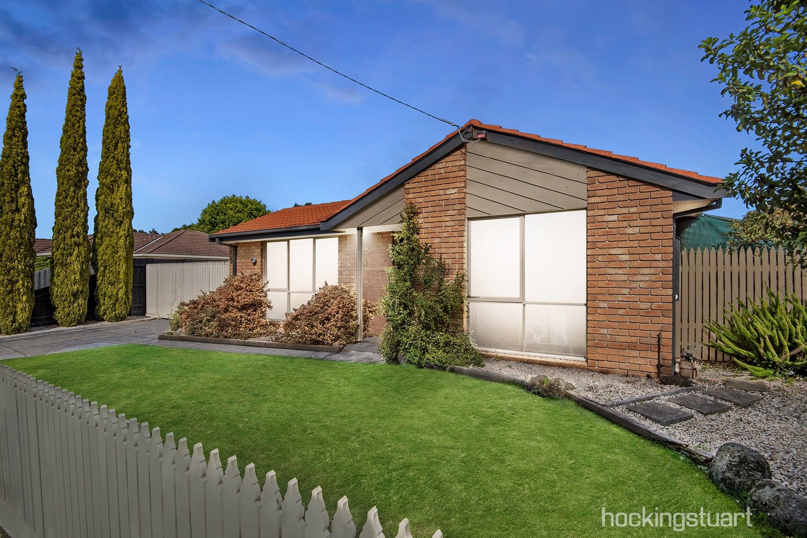 3 bedrooms House in 13 Benambra Way HAMPTON PARK VIC, 3976