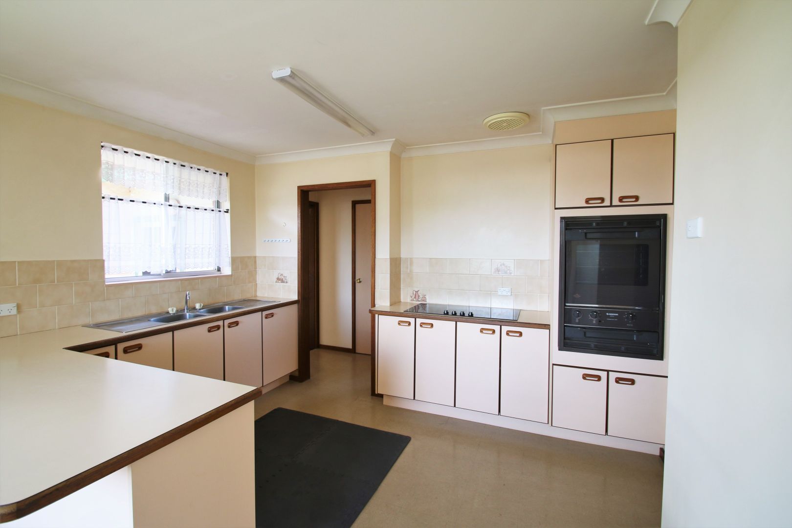 1/33 Tynan Street, Orange NSW 2800 House For Rent 350 Domain