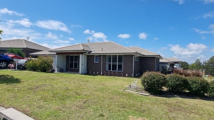 3 bedrooms House in 5 Mcgrogan Avenue SINGLETON HEIGHTS NSW, 2330