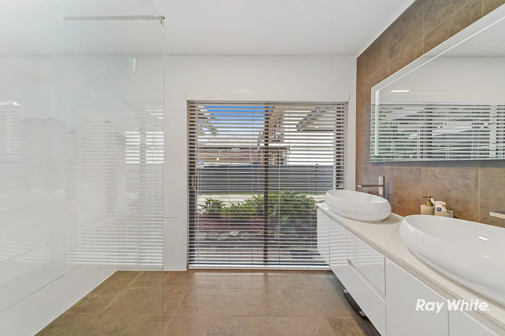 Additional image 19 of 21 Jeanette Avenue, Springwood QLD 4127