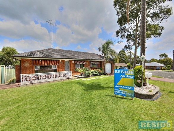 8 Cedar Place, The Oaks NSW 2570