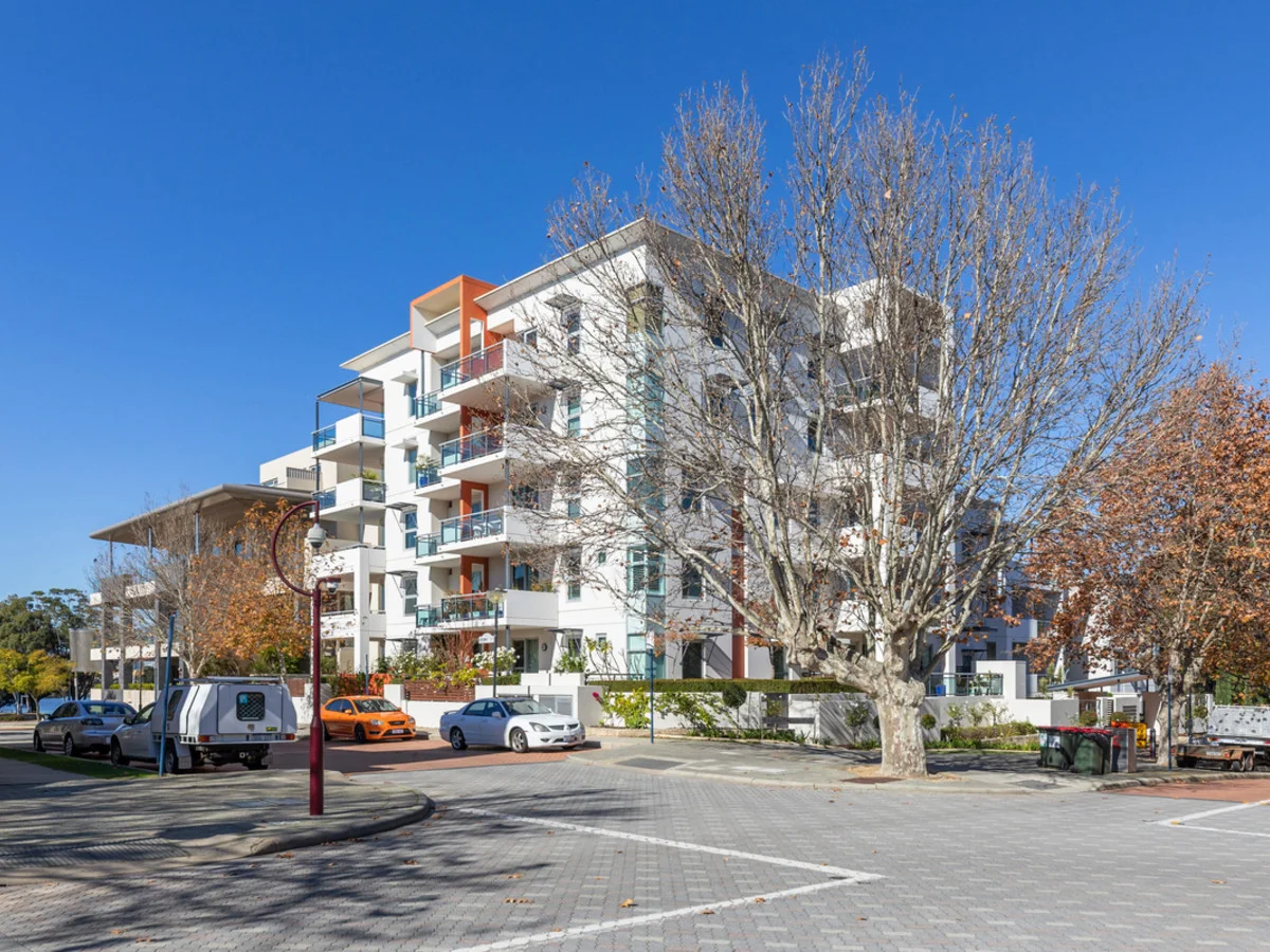 19/1 Henry Lawson Walk, East Perth WA 6004