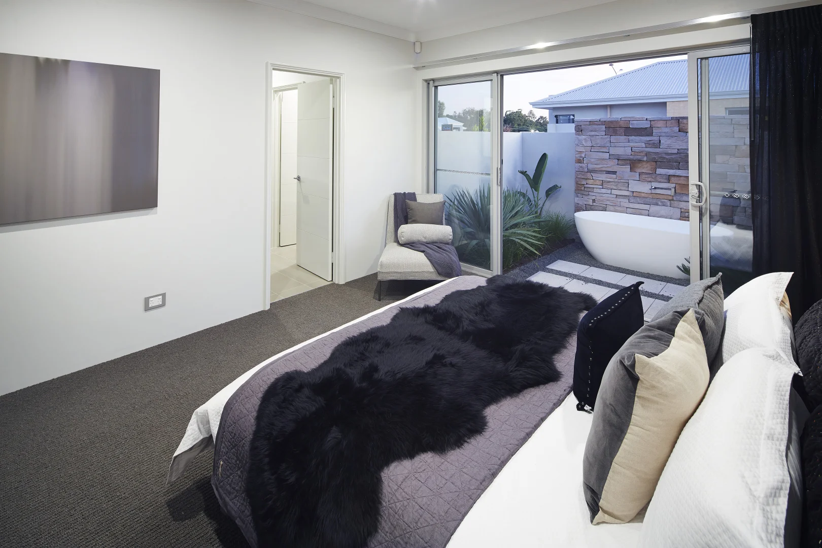 Additional image 5 of Haynes WA 6112