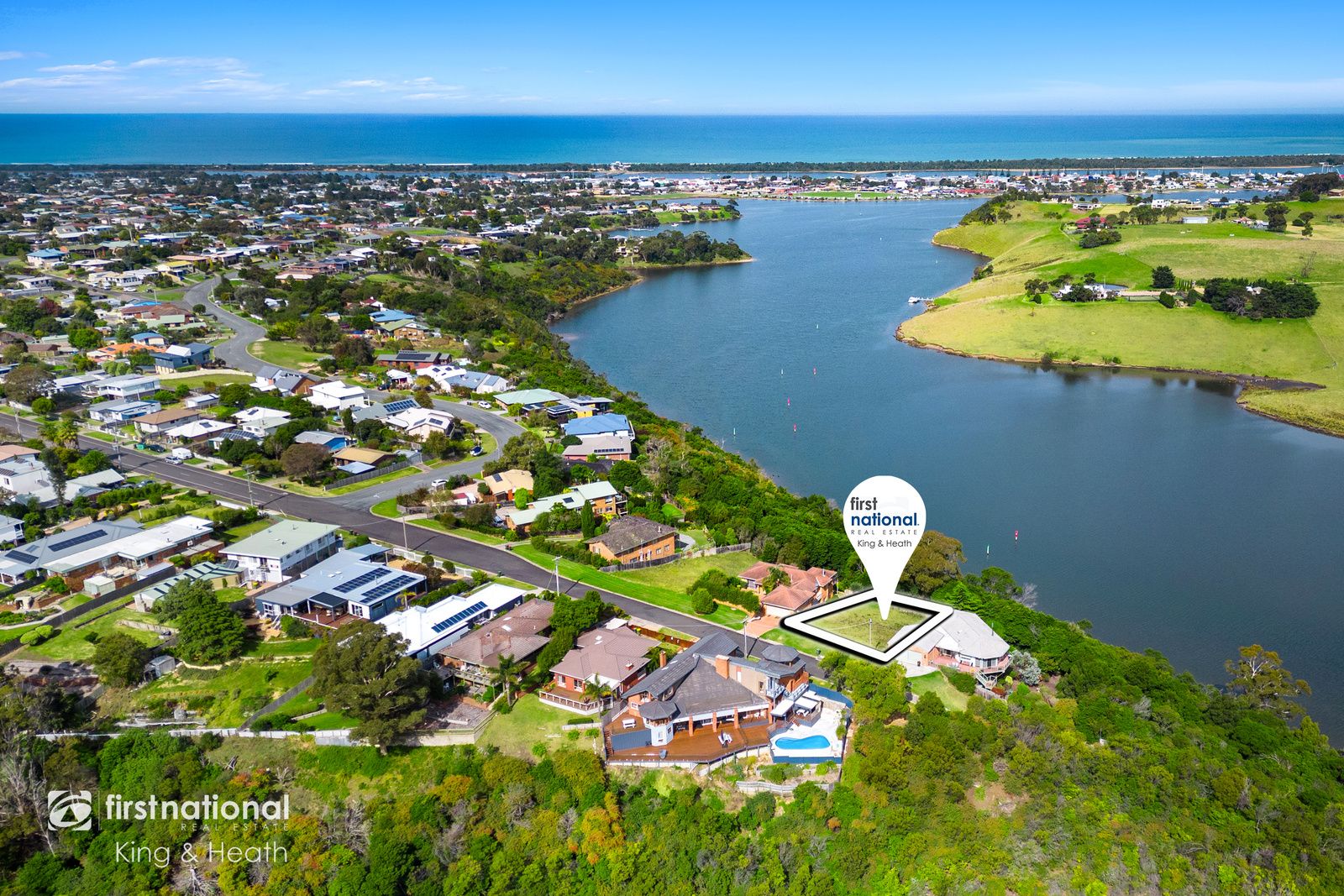 107 Capes Road, Lakes Entrance VIC 3909, Image 2