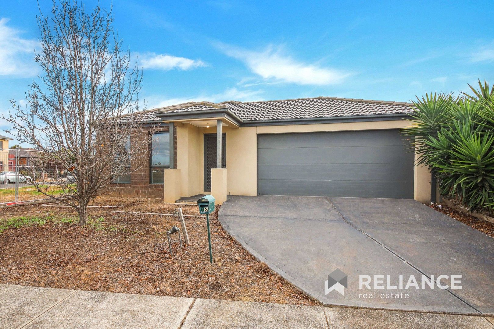 3 bedrooms House in 13 Basinview Drive TARNEIT VIC, 3029
