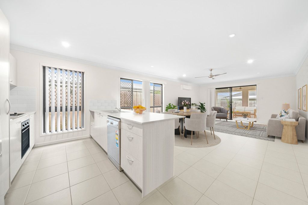 4 bedrooms House in 14 Dalby St HOLMVIEW QLD, 4207