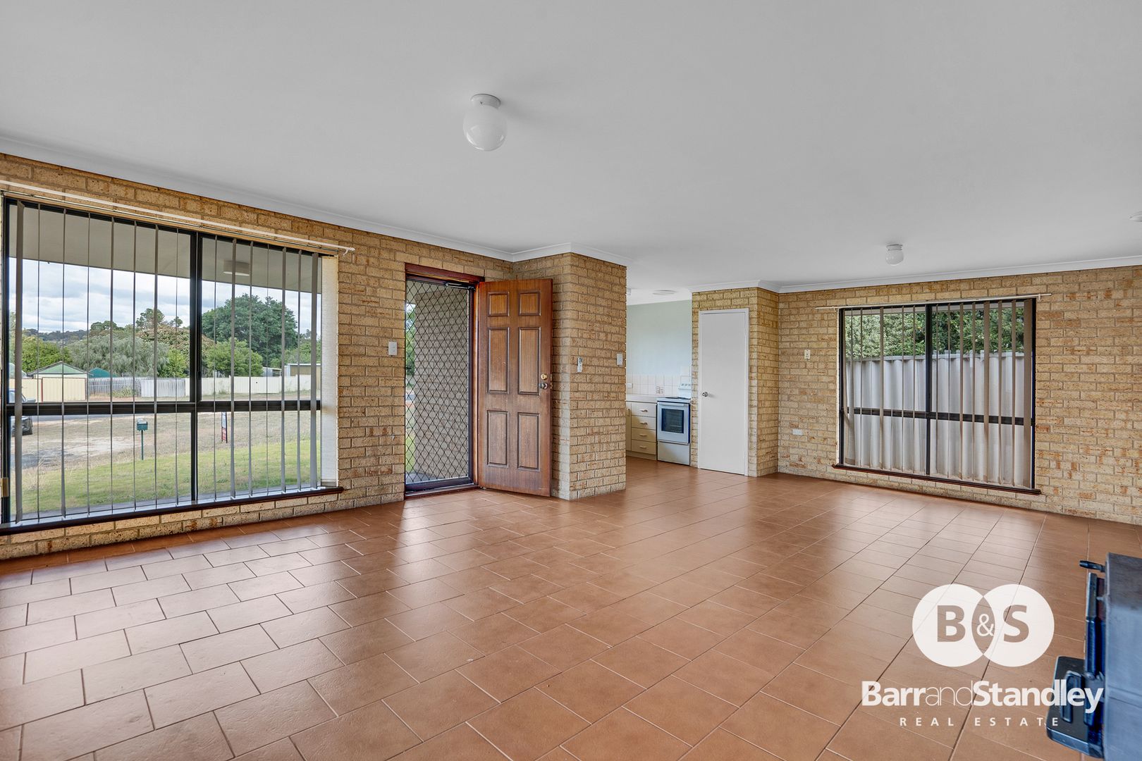 1/39 Union Street South, Donnybrook WA 6239, Image 2