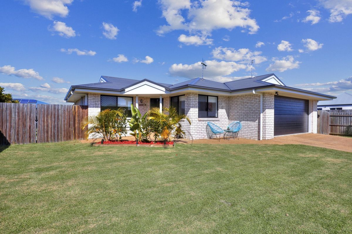 4 bedrooms House in 34 Sorrento Drive BARGARA QLD, 4670