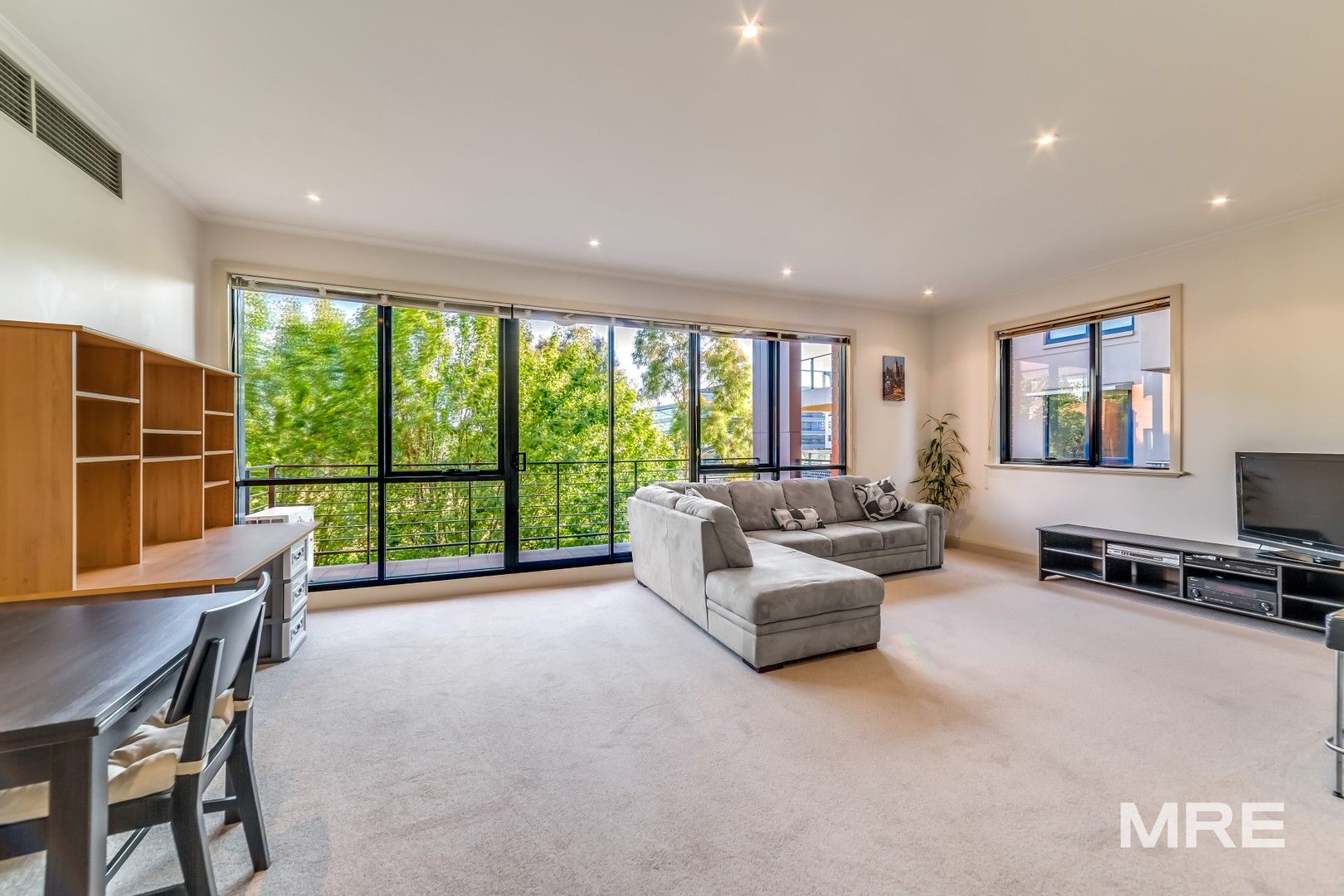 11/10 Elaine Court Richmond VIC 3121 Apartment For Rent $650 Domain