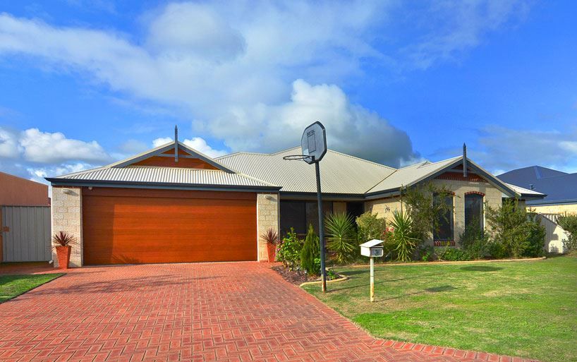 9 Onyx Brace, Australind WA 6233, Image 0