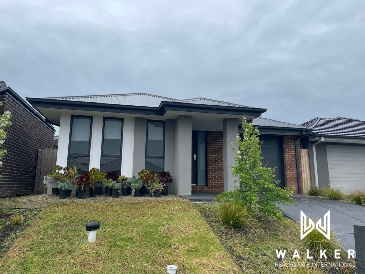 17 Salim Way, Clyde North VIC 3978 House For Rent Domain