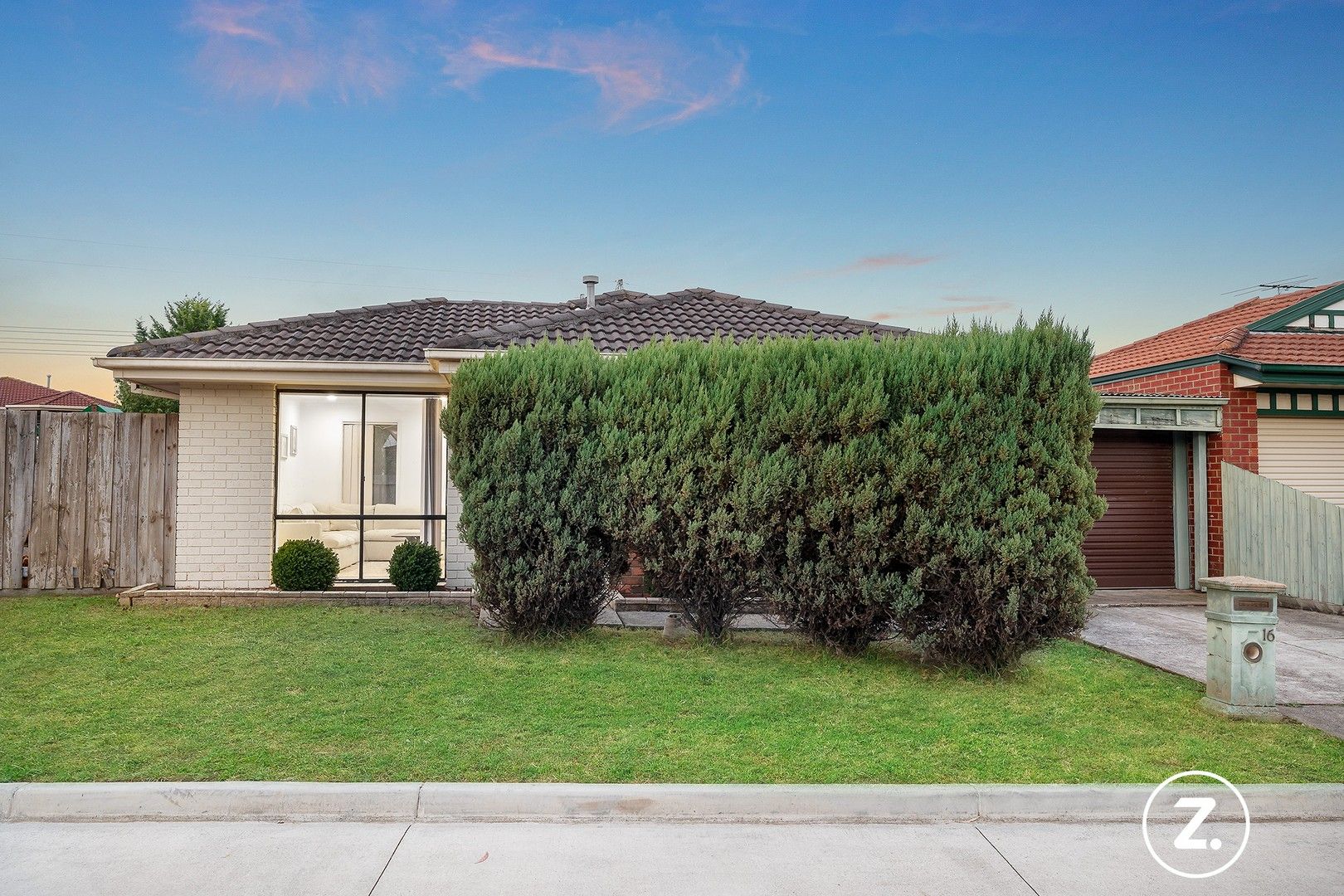 16 Jamieson Close, Roxburgh Park VIC 3064, Image 1