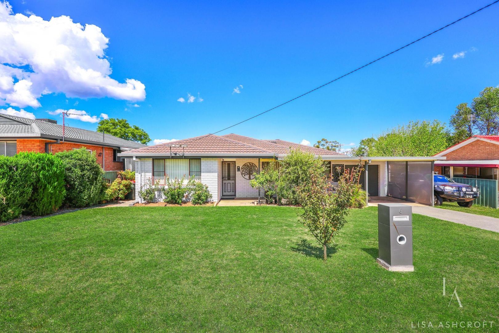 6 Oak Street, Kootingal NSW 2352, Image 1