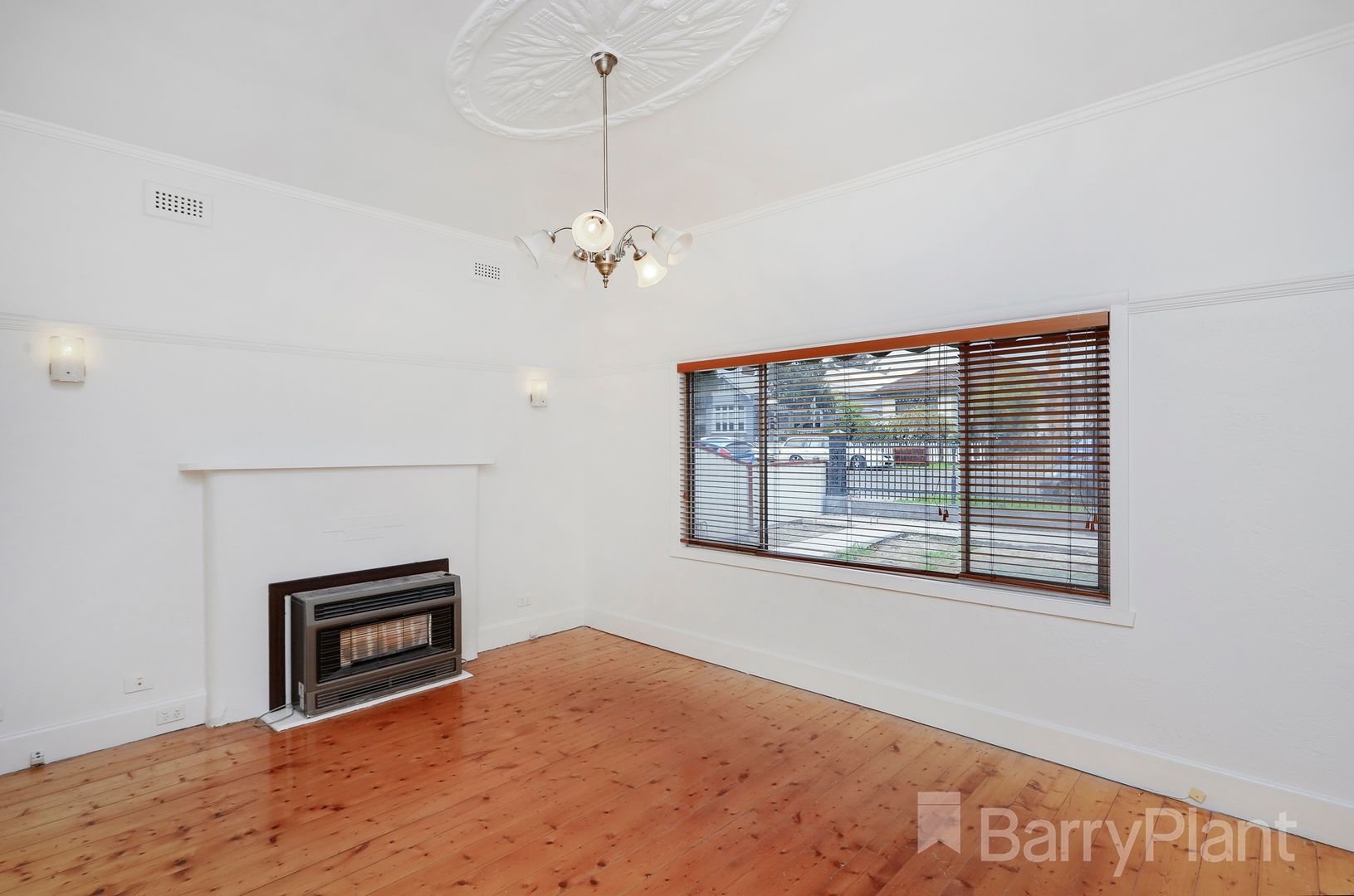 51 Couch Street, Sunshine VIC 3020, Image 1