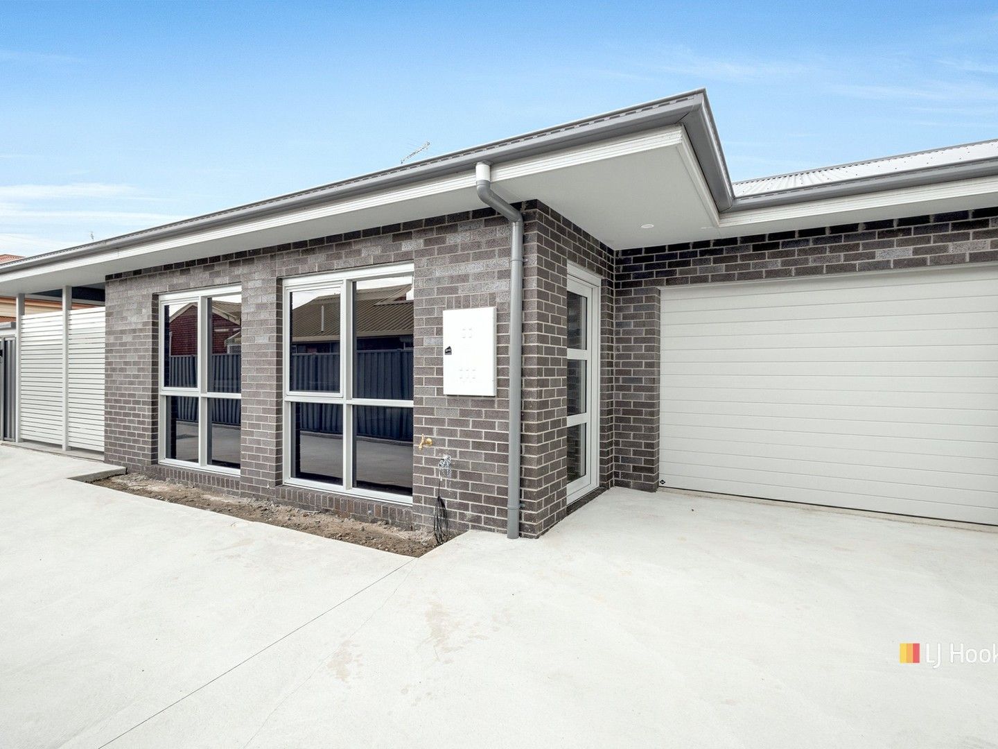 2 bedrooms Apartment / Unit / Flat in 2/18 Jermyn Street ULVERSTONE TAS, 7315