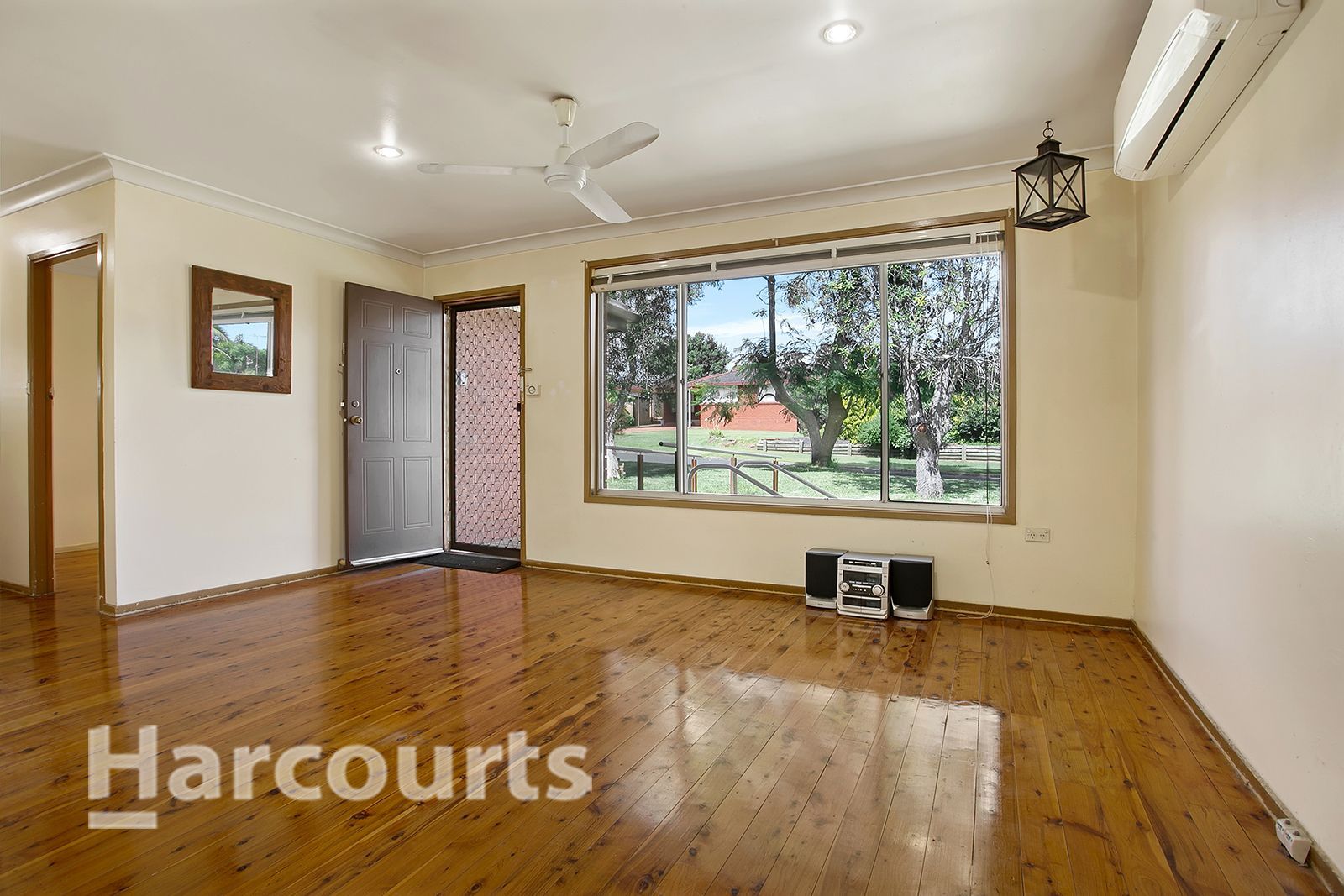 8 Franklin Street, Leumeah NSW 2560, Image 2