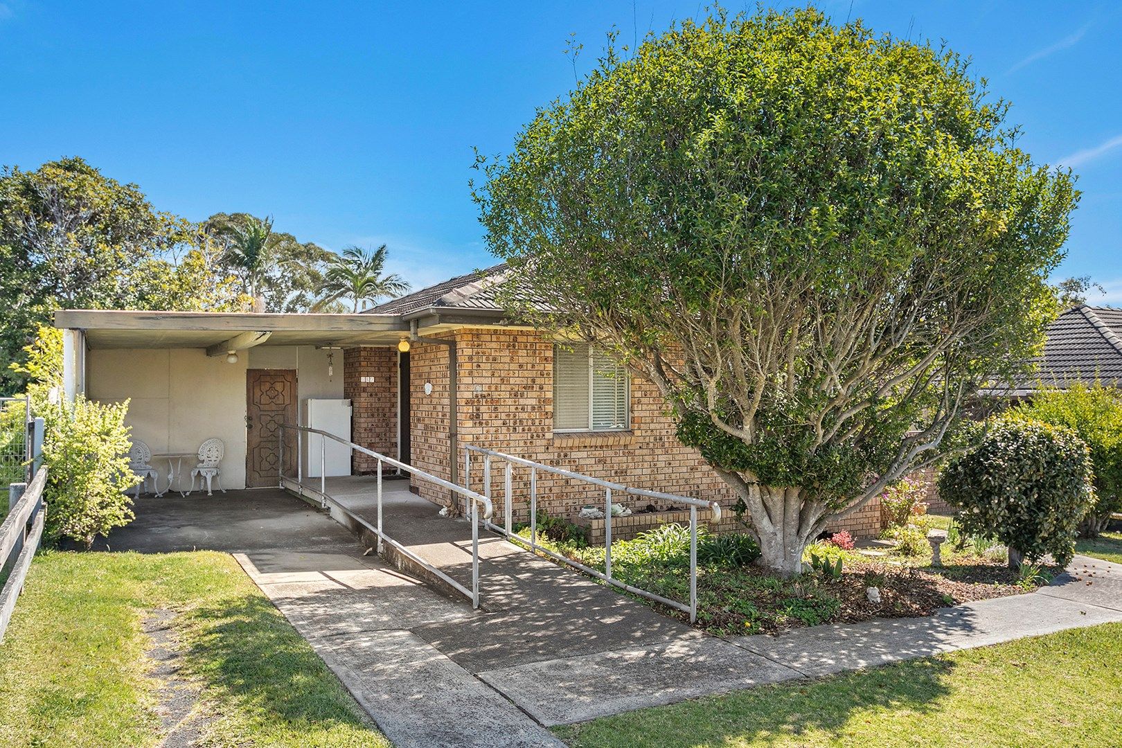 127 Riverside Drive, Kiama Downs Property History & Address Research