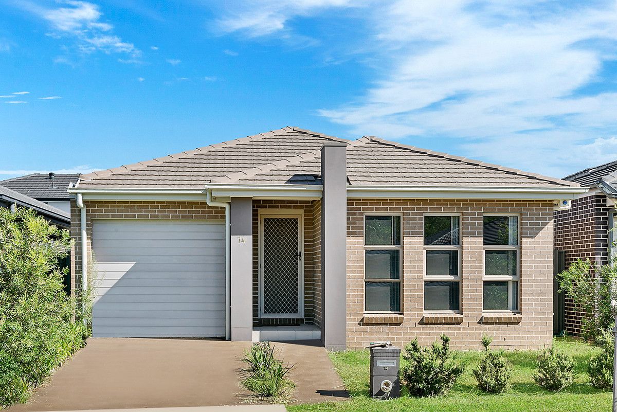 74 Callistemon Circuit, Jordan Springs NSW 2747, Image 0