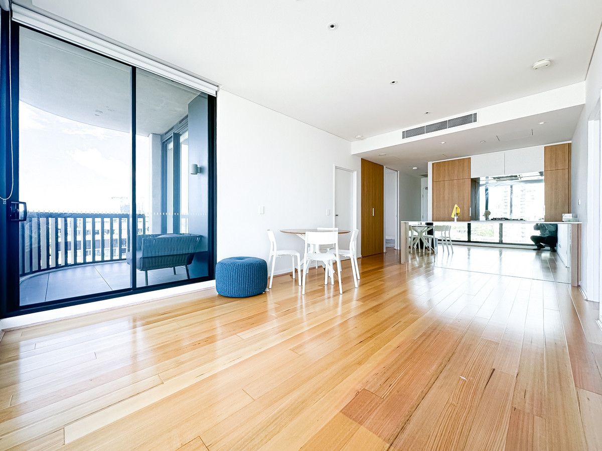 3 bedrooms Apartment / Unit / Flat in C1608/21 Dunkerley Place WATERLOO NSW, 2017