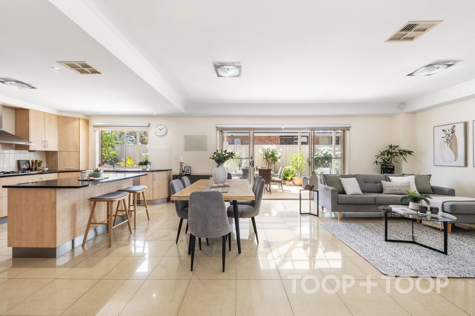 42 Dyott Avenue, Hampstead Gardens SA 5086, Image 2