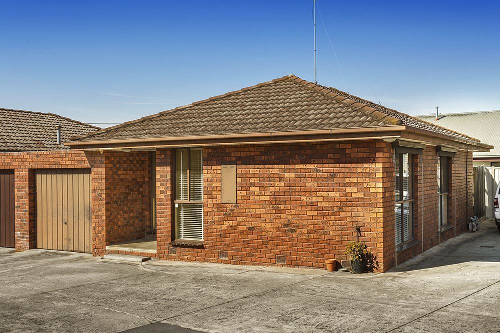 2/12 Hobbs Crescent, Reservoir Property History & Address Research