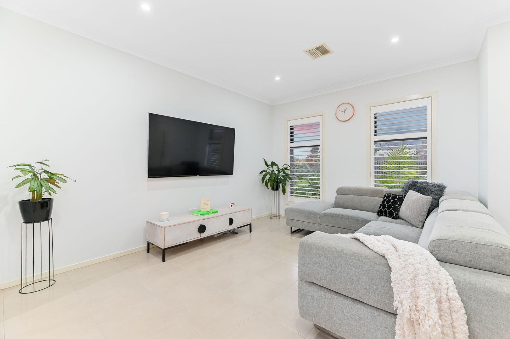 21 Merrimack Crescent, Keysborough VIC 3173, Image 2