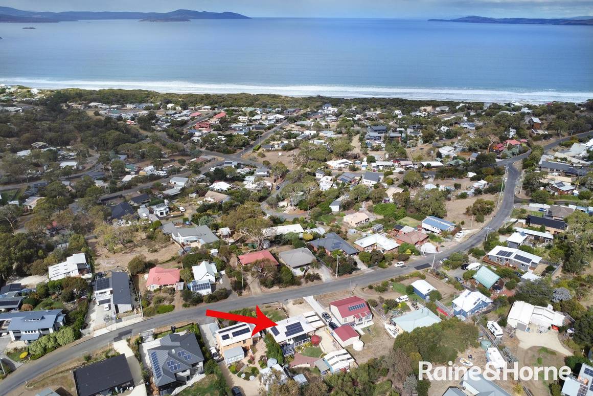 Picture of 30 Wattle Road, DODGES FERRY TAS 7173