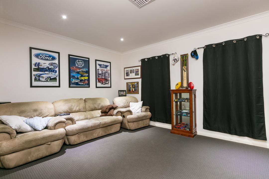 7 Garrett Court, Birdwoodton VIC 3505, Image 1