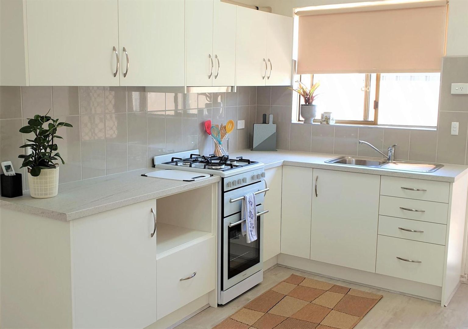 6/25 Street, Mayland Property History & Address Research Domain