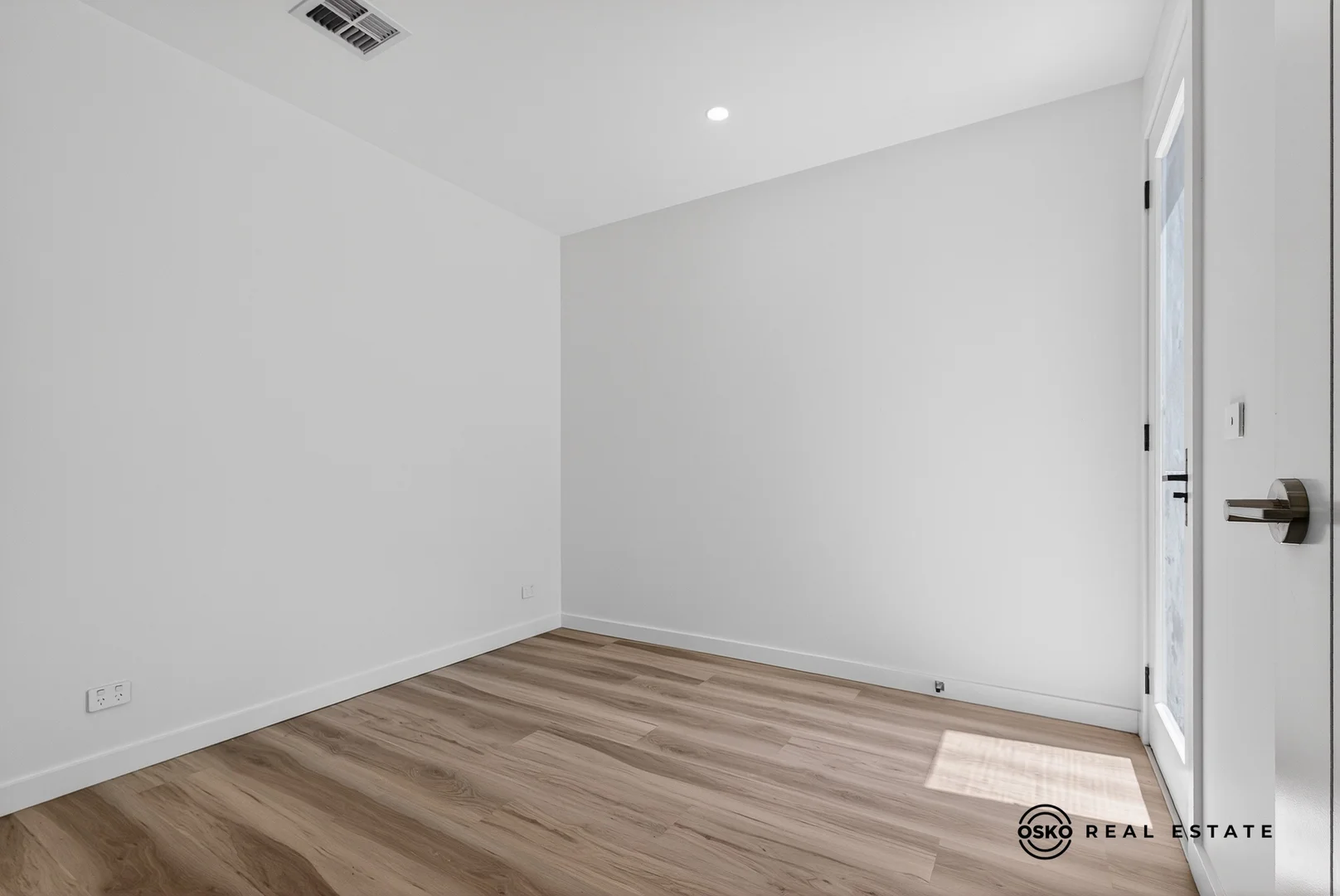 Additional image 13 of 50 Penstone Crescent, Lara VIC 3212